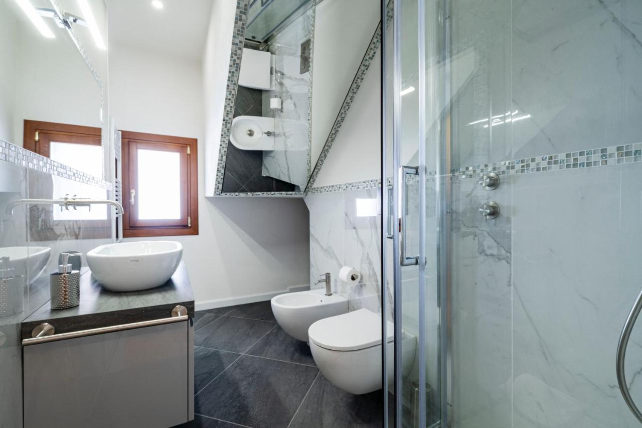 Querini Suite-Balcony On Canal, Close To San Marco 威尼斯 外观 照片